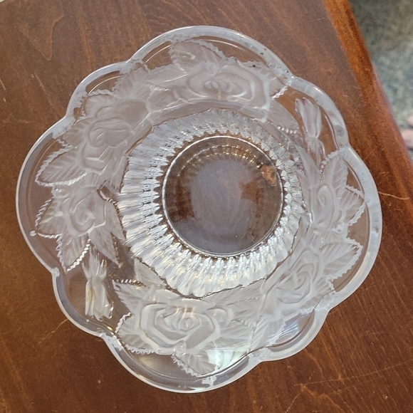 VTG Frosted Rose Clear Cut Glass Potpourri Candy Dish Vase - Picture 3 of 4